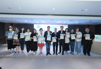 2024年9月出席香港商業專業評審中心主辦講座：「香港建立國家安全免疫力與經濟發展之間存在密切的相互關係」，講座的核心主題： 1. 國家安全與經濟穩定 2. 政策支持與經濟發展 3. 國際形象與貿易關係 4. 社會穩定與人力資源 5. 持續發展與可持續性